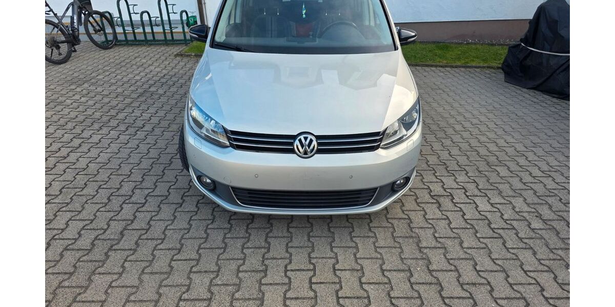 VW Touran 181.000 km 7.200 &euro; Ahorn 96482