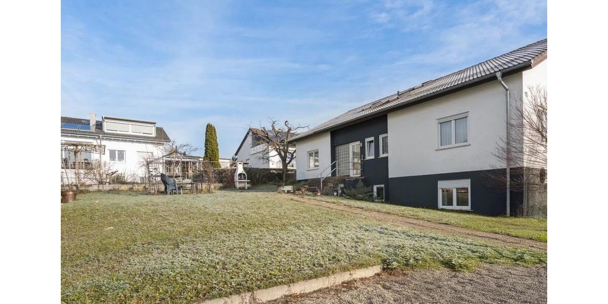 Mehrfamilienhaus, Wohnhaus Rottenburg am Neckar - 12 Zimmer, 308 m&sup2;, 749.000&euro; | Angebot:27145475