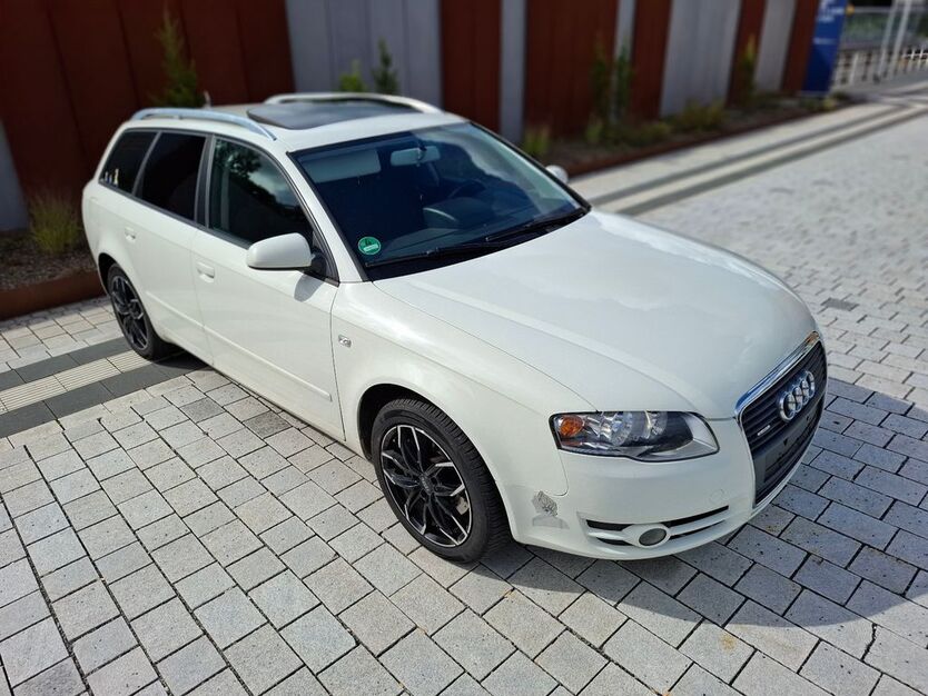 Audi A4 220.000 km 3.899 € zella-mehlis 98544