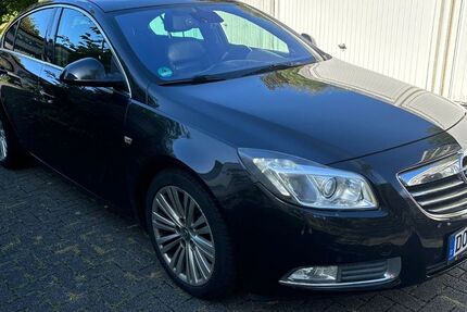 Opel Insignia 255.000 km 5.299 € Dortmund 44139