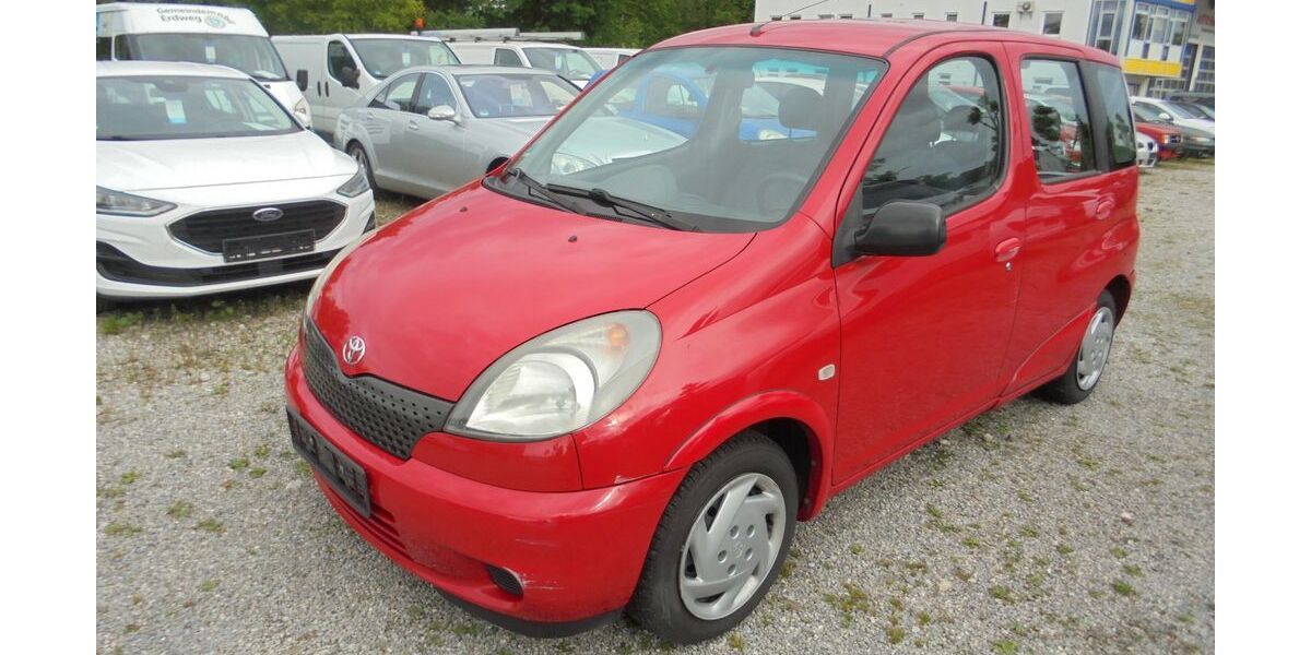 Toyota Yaris 115.000 km 2.690 &euro; Gersthofen bei Augsburg 86368