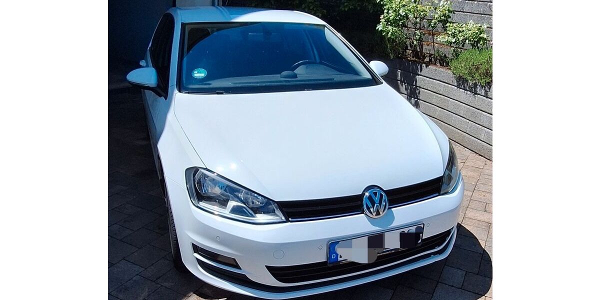 VW Golf 118.000 km 11.999 &euro; Schmitten 61389