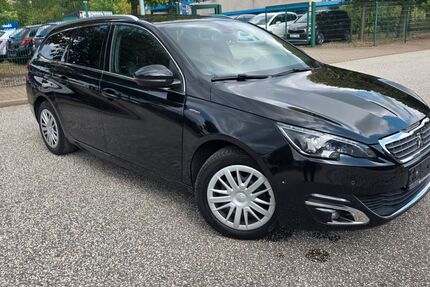 Peugeot 308 143.000 km 7.399 &euro; HENSTEDT ULZBURG 24558