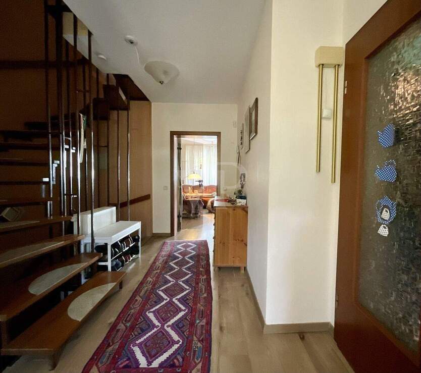 Reihenhaus mit ca. 7 m Hausbreite, Vollkeller und umfangreicher energetischer Ausstattung in Laatzen 4 zimmer