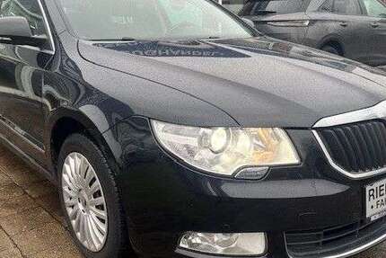 Skoda Superb 232.000 km 6.980 &euro; Zeven 27404
