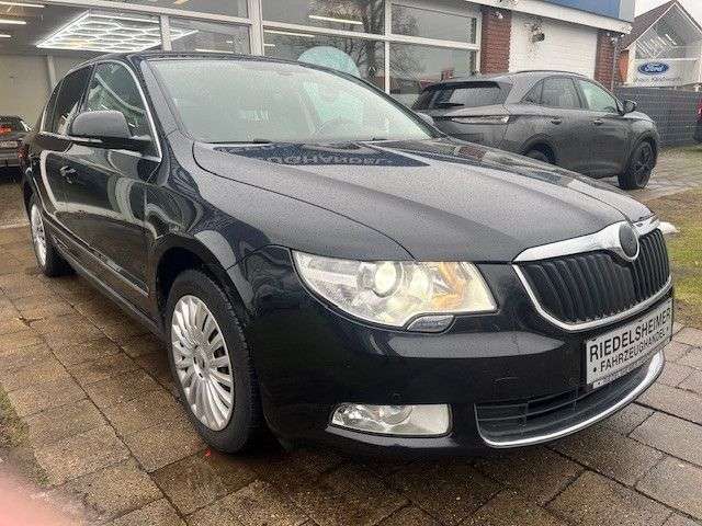 Skoda Superb 232.000 km 6.980 &euro; Zeven 27404
