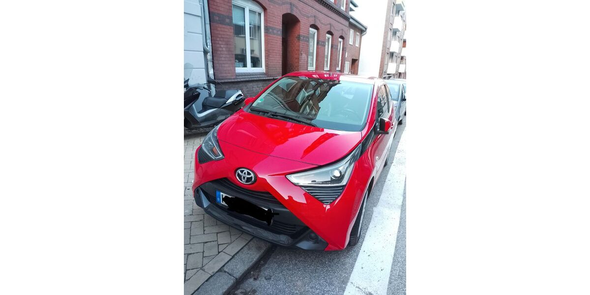 Toyota Aygo (X) 129.000 km 6.100 &euro; Kiel 24114