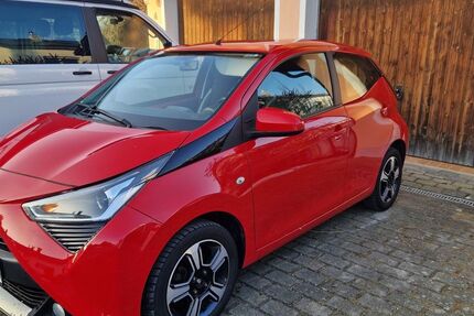 Toyota Aygo (X) 77.391 km 9.200 &euro; Wörth 85457