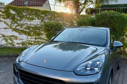 Porsche Cayenne 128.000 km 32.999 &euro; Stuttgart 70619