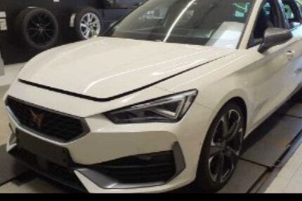 Cupra Leon 71.319 km 27.490 &euro; Königstein 61462