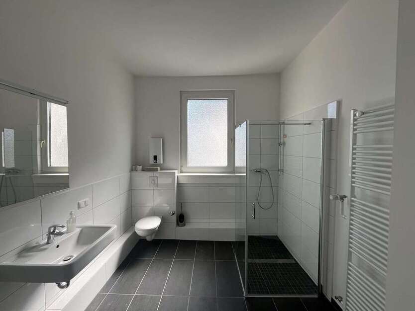 Wohnung zum Mieten in Duisburg 1.100 € 120 m²