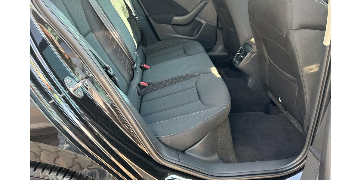 Skoda Scala TSi Clever * LED/Navi-Amundsen/virt.Cockpit/ 27.272 km 17.490 &euro; Bamberg 96052