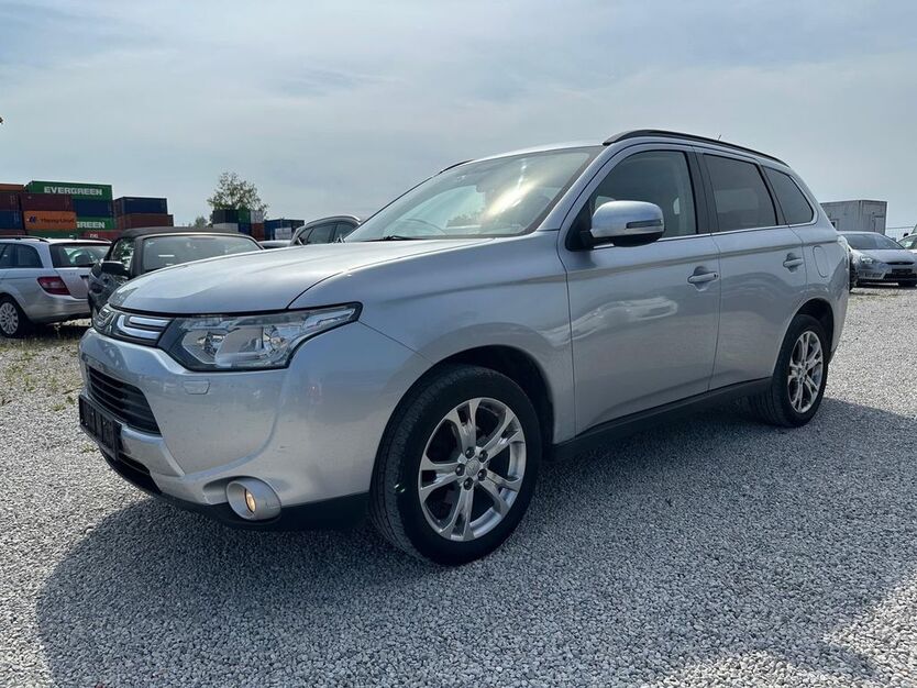 Mitsubishi Outlander 200.000 km 5.999 € München 81829