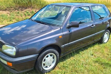 VW Golf 78.557 km 2.900 &euro; Lebach 66822