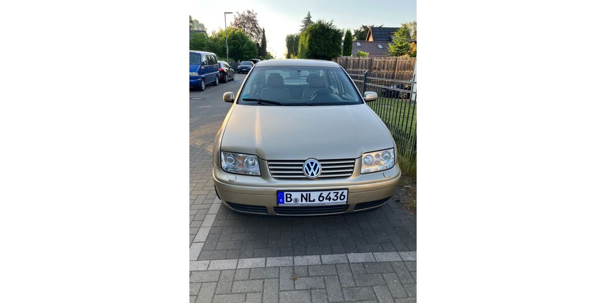 VW Bora 177.000 km 2.200 &euro; Berlin 13469