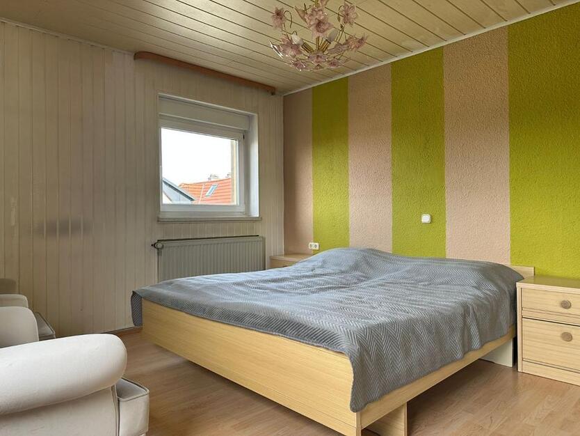 2.OG-Wohnung 74qm² 3 Zimmer Kü, Bad inkl. Garten & Garage