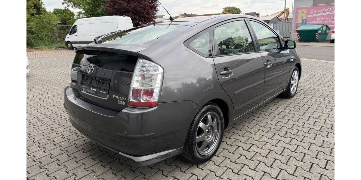 Toyota Prius 268.532 km 3.199 &euro; Offenbach am Main 63067