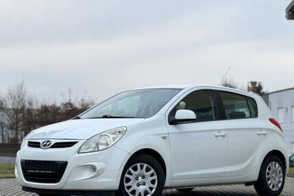 Hyundai i20 120.000 km 3.999 &euro; Eschweiler 52249