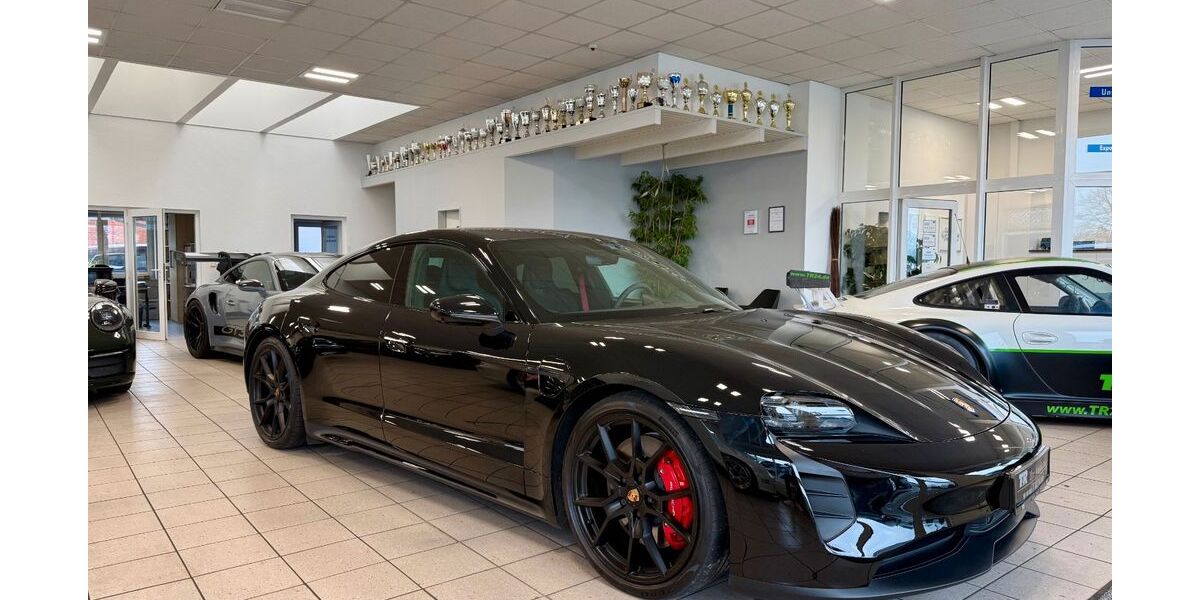 Porsche Taycan 39.998 km 77.850 &euro; Stuhr-Bremen 28816