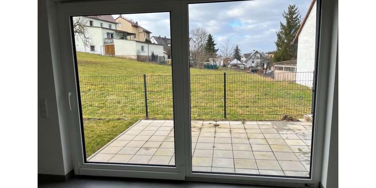 Erdgeschoßwohnung Bamberg Am Bruderwald - 3 Zimmer, 104 m&sup2;, 1.550&euro; | Angebot:25405480