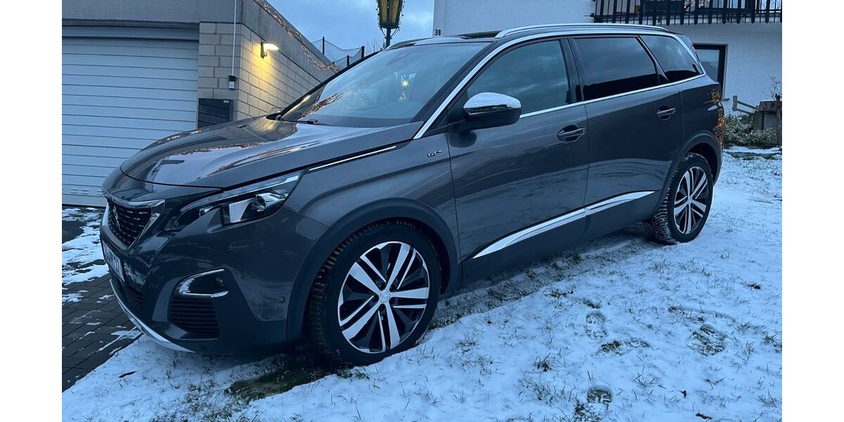 Peugeot 5008 147.021 km 18.750 &euro; Bornheim 53332