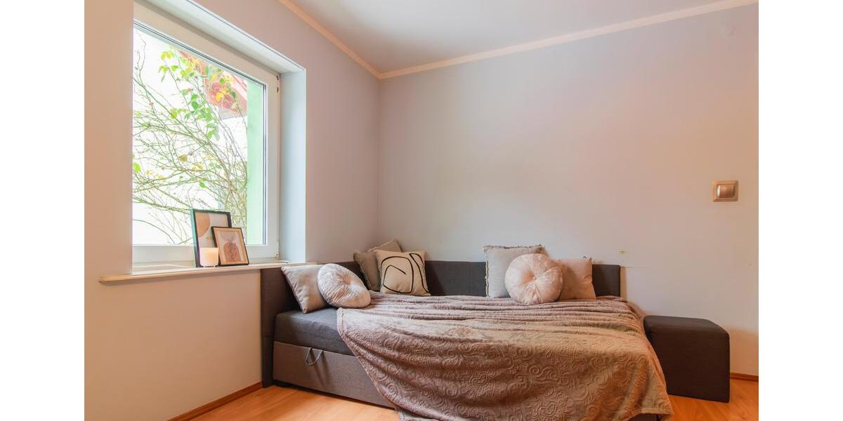 Wygodny dom - sklep, mieszkanie i bazy! 2 zimmer