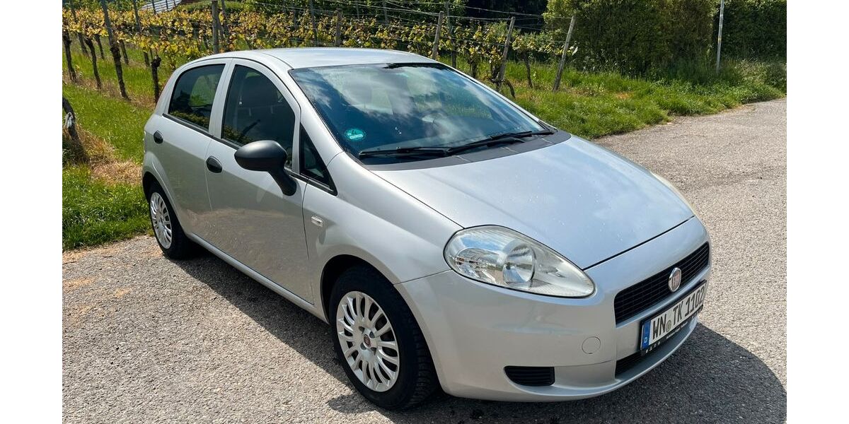 Fiat Punto 156.900 km 2.599 &euro; Weinstadt 71384