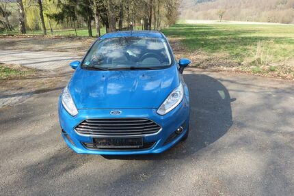 Ford Fiesta 178.000 km 3.950 &euro; Schlangenbad 65388