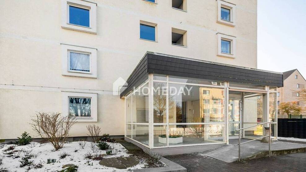 Quadratisch - Praktisch - Gut - Zwei Zimmer mit Loggia