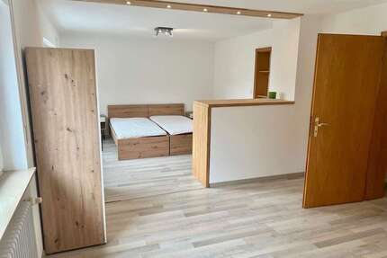 Haus zum Mieten in Sinsheim 400 € 162 m²