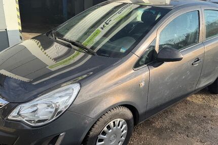 Opel Corsa 117.957 km 4.800 &euro; Ulm-Donautal 89079