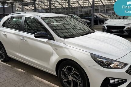 Hyundai i30 29.455 km 17.190 &euro; Ludwigsfelde (bei Berlin) 14974