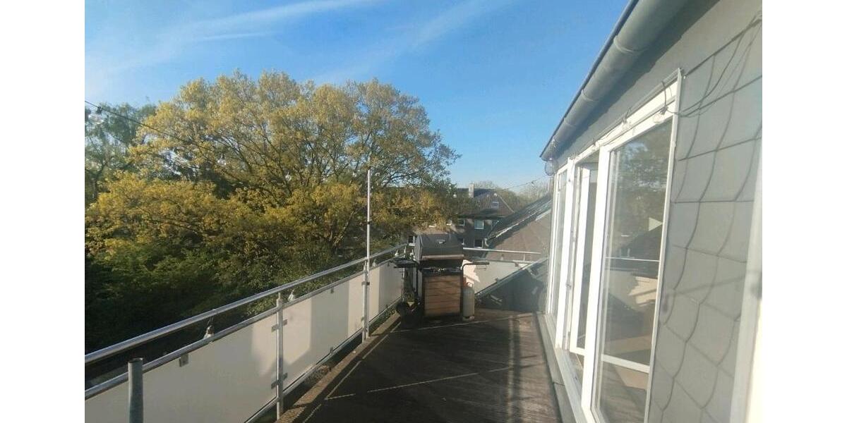 Dachgeschoßwohnung Neuss Furth-Mitte - 2 Zimmer, 70 m&sup2;, 247.000&euro; | Angebot:26165906