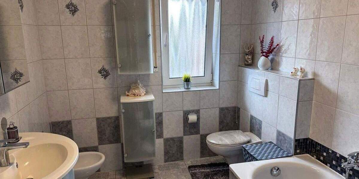 Doppelhaushälfte Bielefeld Heepen - 6 Zimmer, 168 m&sup2;, 495.000&euro; | Angebot:24811173