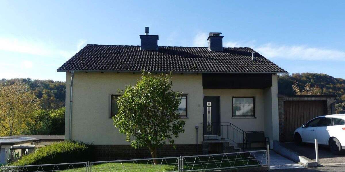 Einfamilienhaus Sontra Breitau - 5 Zimmer, 119 m&sup2;, 81.600&euro; | Angebot:25050933