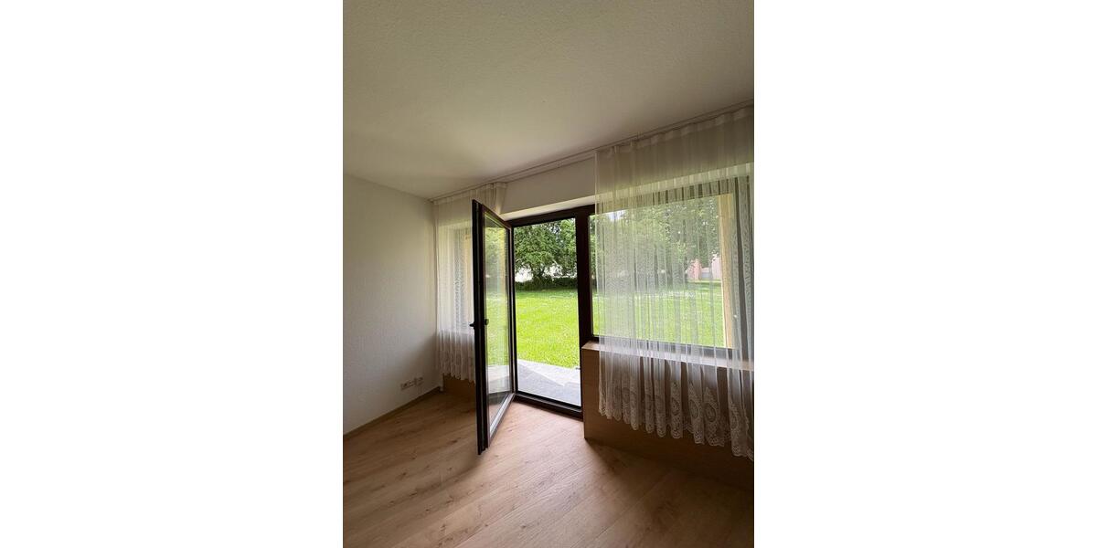 Erdgeschoßwohnung Trier Kürenz - 5 Zimmer, 112 m&sup2;, 1.500&euro; | Angebot:26615788