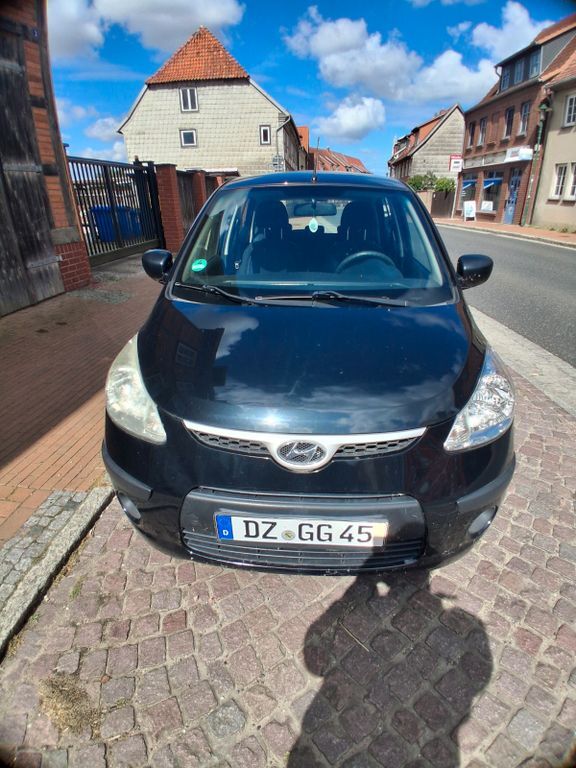 i10