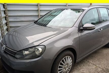 VW Golf 148.102 km 2.900 € Lübeck 23556