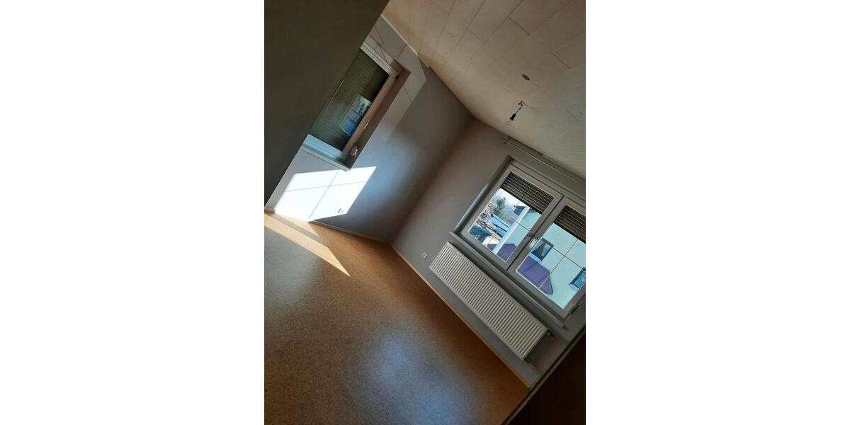 Einfamilienhaus Deggendorf - 5 Zimmer, 140 m&sup2;, 1.200&euro; | Angebot:26168877