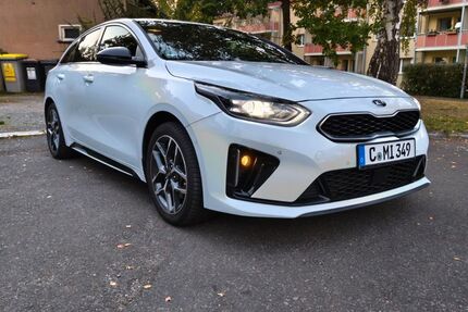 Kia pro ceed / ProCeed 176.000 km 12.999 &euro; Chemnitz 09120