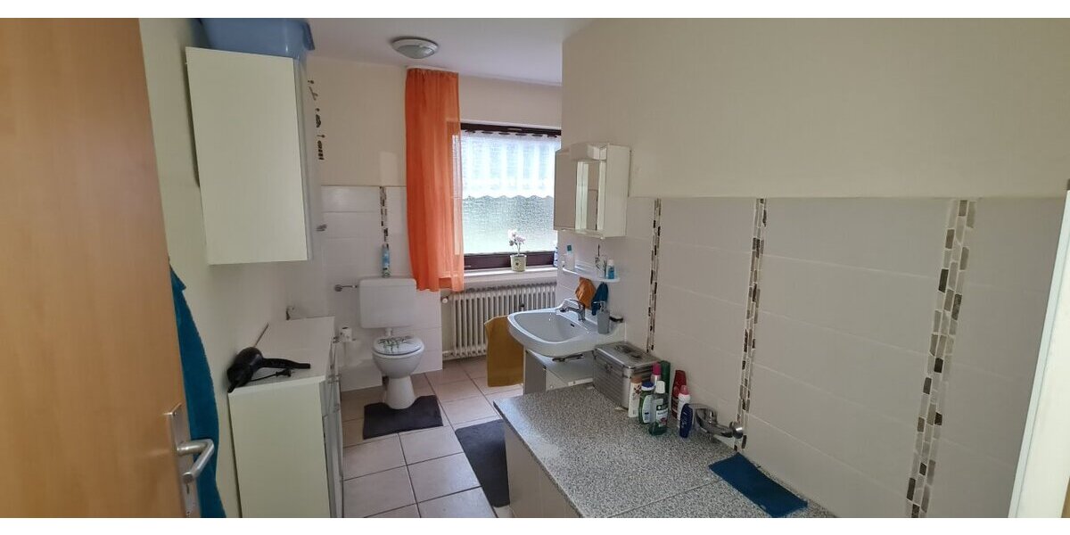 Korbach-OT, 1-3 Fam.Hs. - Mehrfamilienhaus, Wohnhaus Korbach Rhena | Angebot:12427231