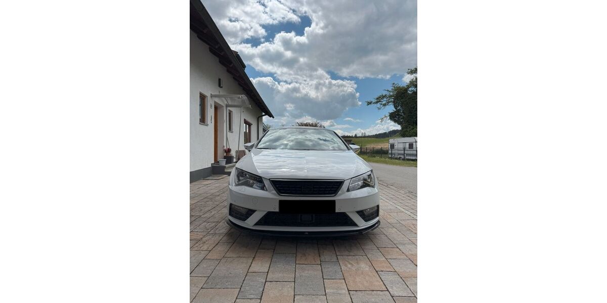 Seat Leon 120.000 km 14.400 &euro; Burggen 86977