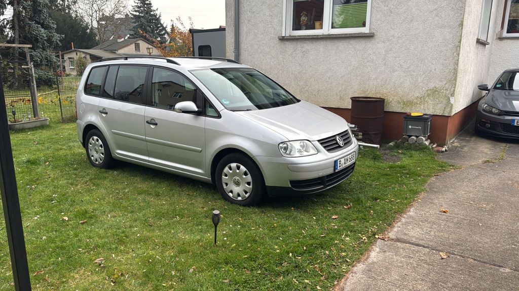 VW Touran 254.975 km 2.200 &euro; Berlin 12683