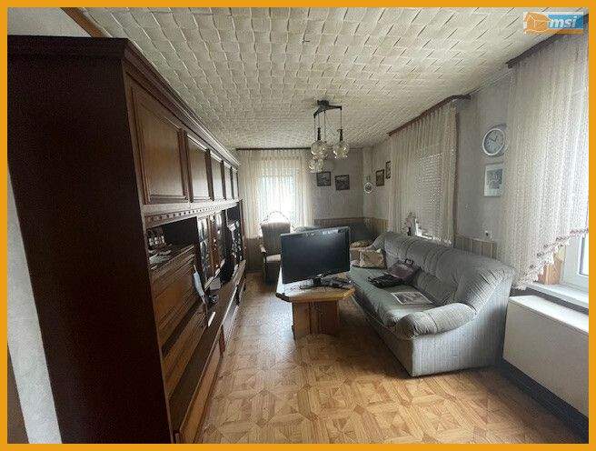 Einfamilienhaus Alsfeld / Eifa Eifa - 8 Zimmer, 180 m&sup2;, 82.900&euro; | Angebot:25800249