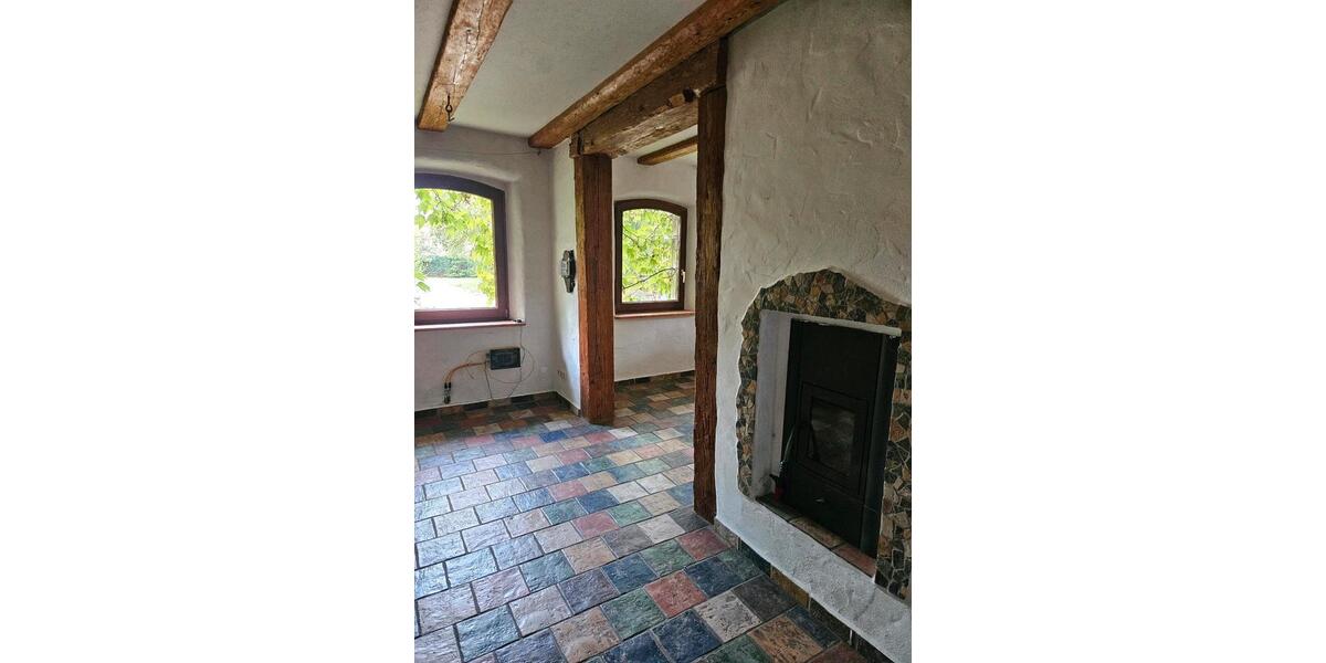 Einfamilienhaus Westheim - 8 Zimmer, 280 m&sup2;, 320.000&euro; | Angebot:27535648