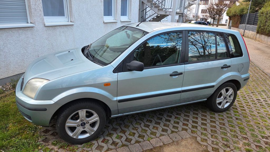 Ford Fusion 79.500 km 3.300 &euro; Alzey 55232