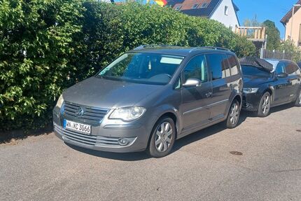 VW Touran 247.000 km 3.700 &euro; Winnenden 71364