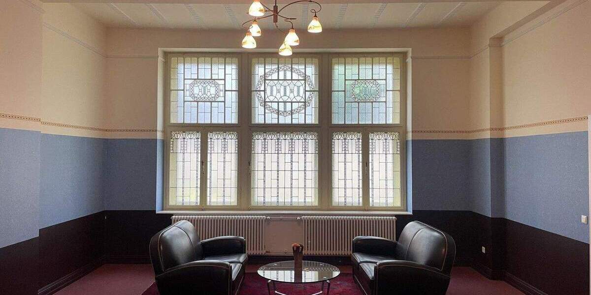 Bestlage Bad Nauheim: 1ZKBB am Kurpark, nach Süden, 40 qm, in Jugendstil-Baudenkmal 1 zimmer