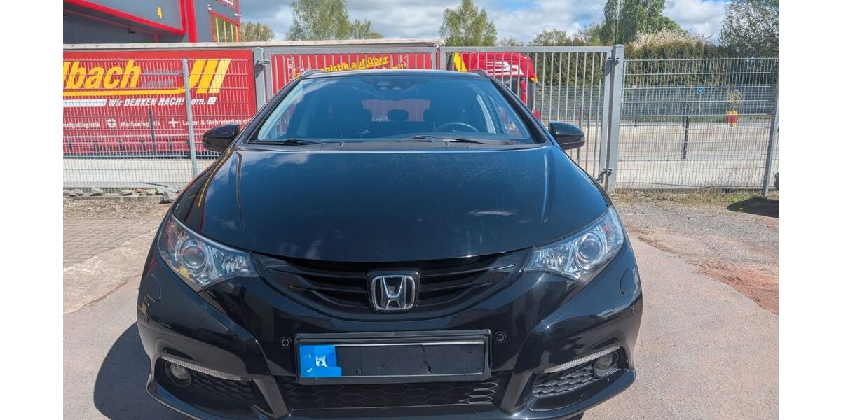 Honda Civic 183.000 km 8.800 &euro; Emmerich am Rhein 46446