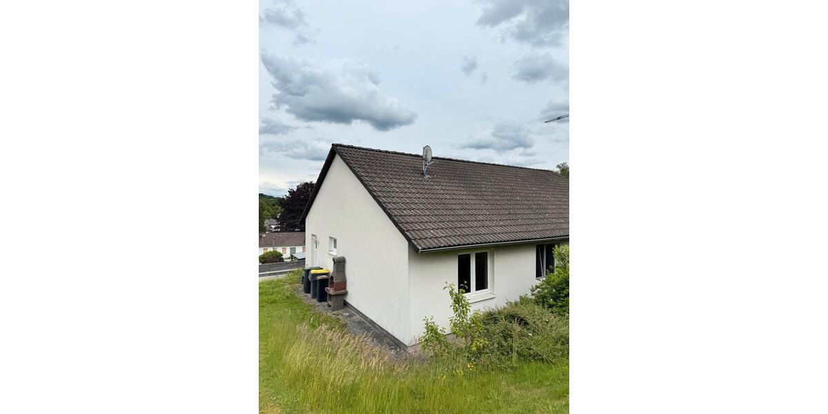 Bungalow Nümbrecht - 4 Zimmer, 114 m&sup2;, 270.000&euro; | Angebot:27093823